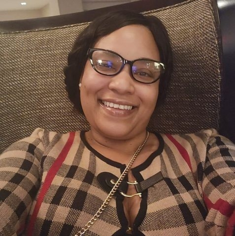 Meet your Posher, Sherreka